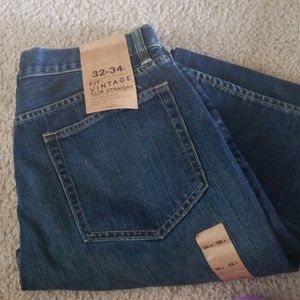 JCrew Vintage jeans, mens,32/34..never worn..SLIM.